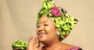 Sis. Chinyere Udoma – Chukwu N’eme Mma Sis. Chinyere Udoma - Eze Mmuo Live (BONUS TRACK)