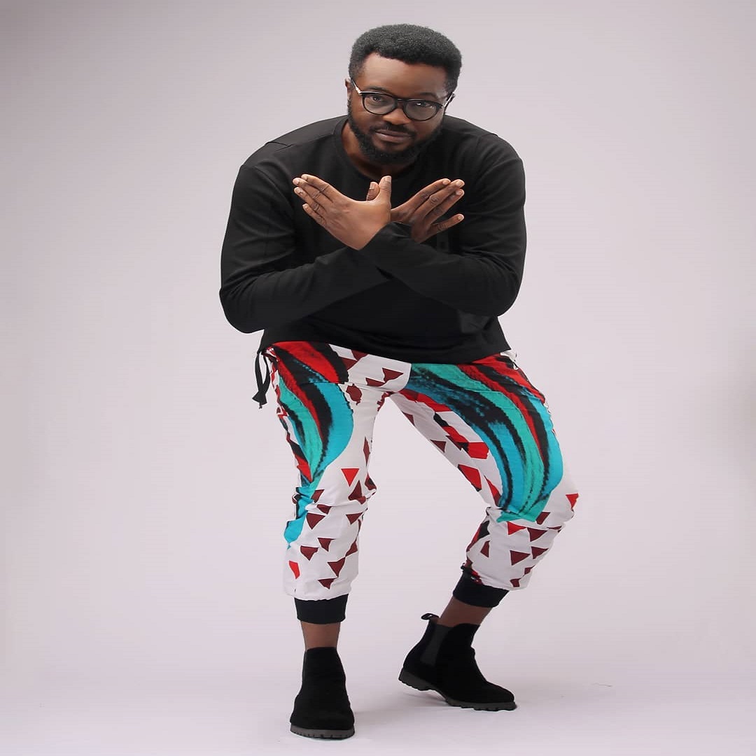 Mike Abdul – Loruko Jesu (Intro)