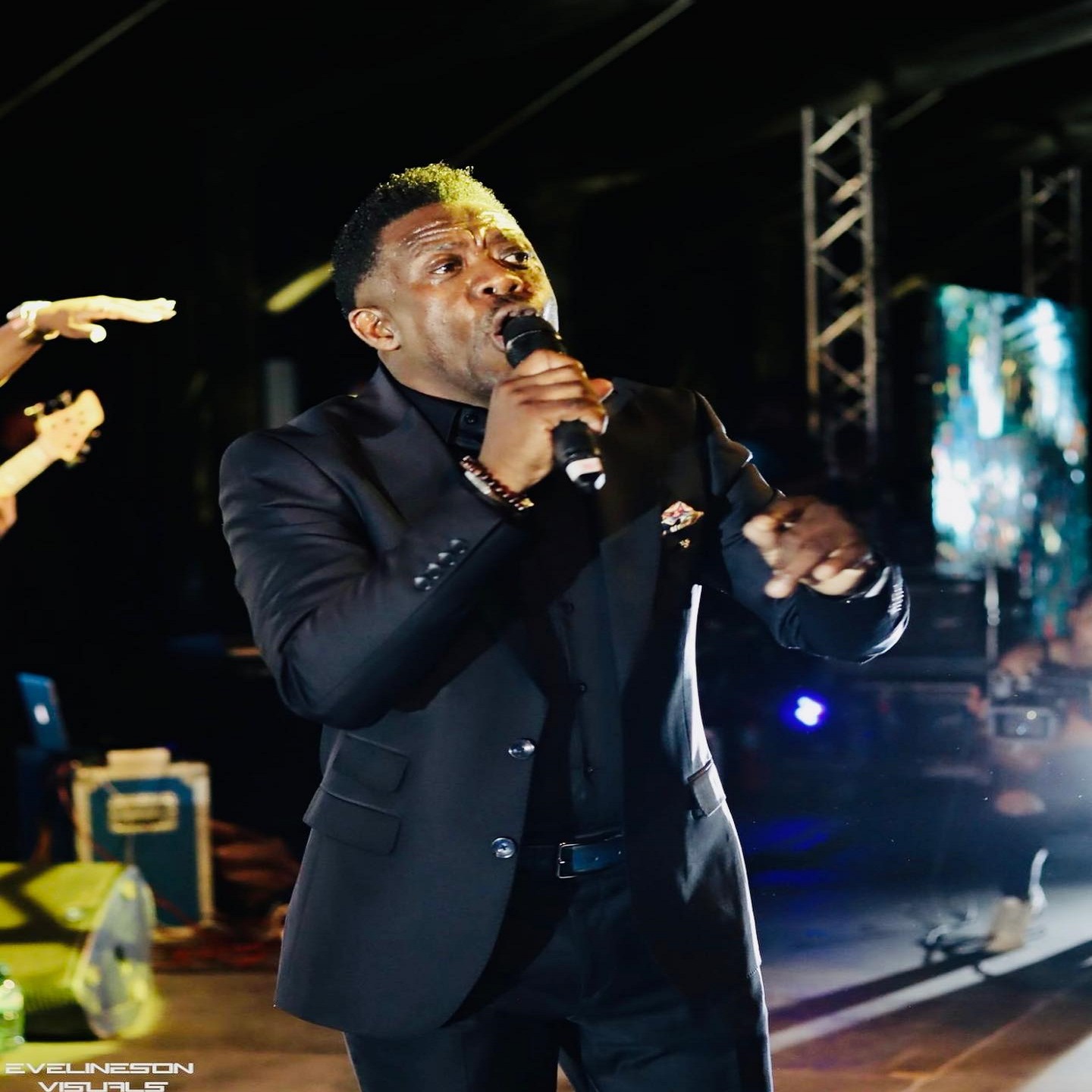 Benjamin Dube – Held Me Up